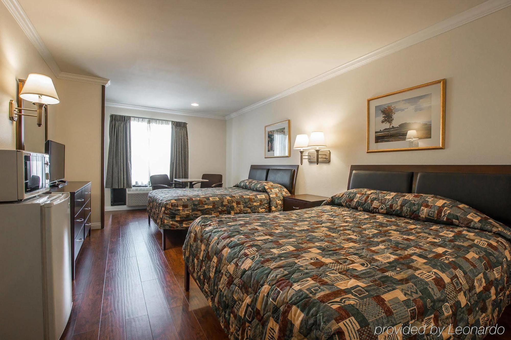 Rodeway Inn Riverside Bagian luar foto