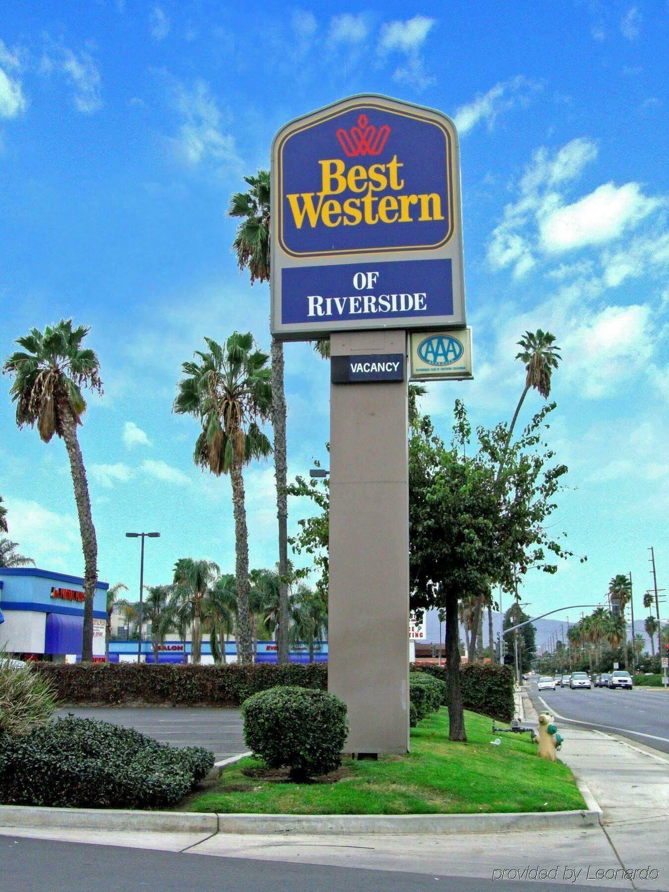 Rodeway Inn Riverside Bagian luar foto